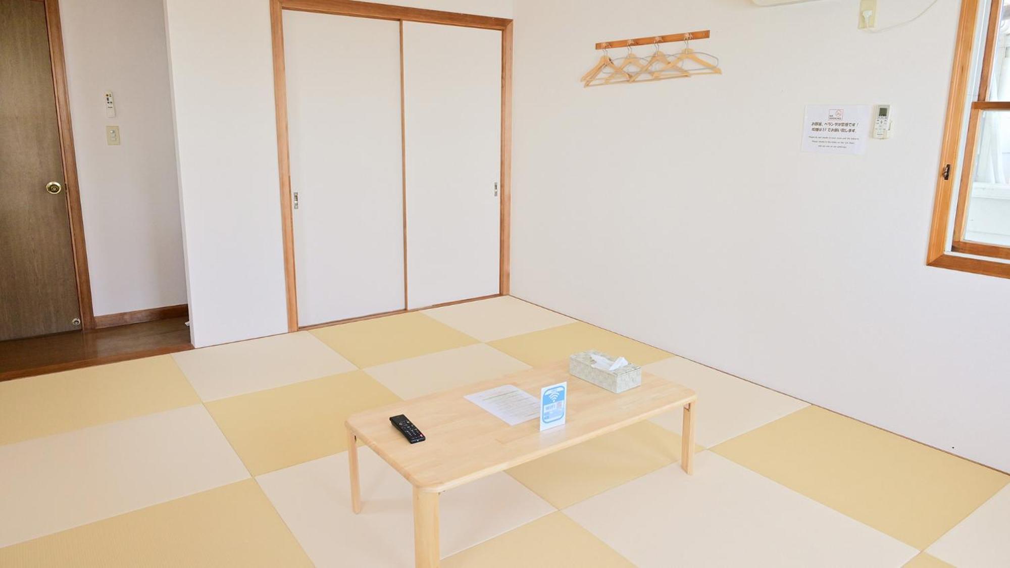 Biwa-Lakeside Cottage B B Dylan Minamikomatsu Habitación foto