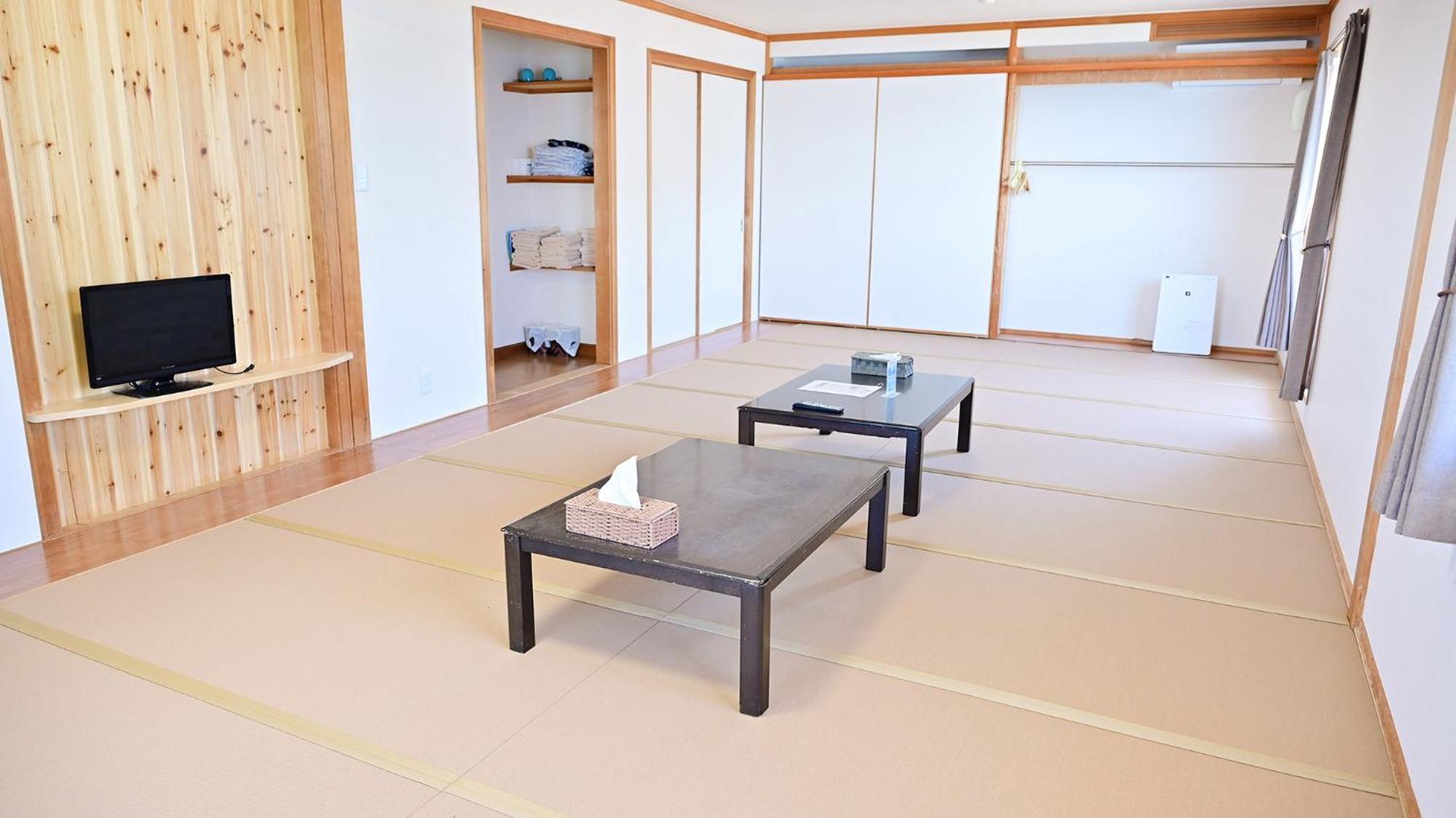 Biwa-Lakeside Cottage B B Dylan Minamikomatsu Habitación foto